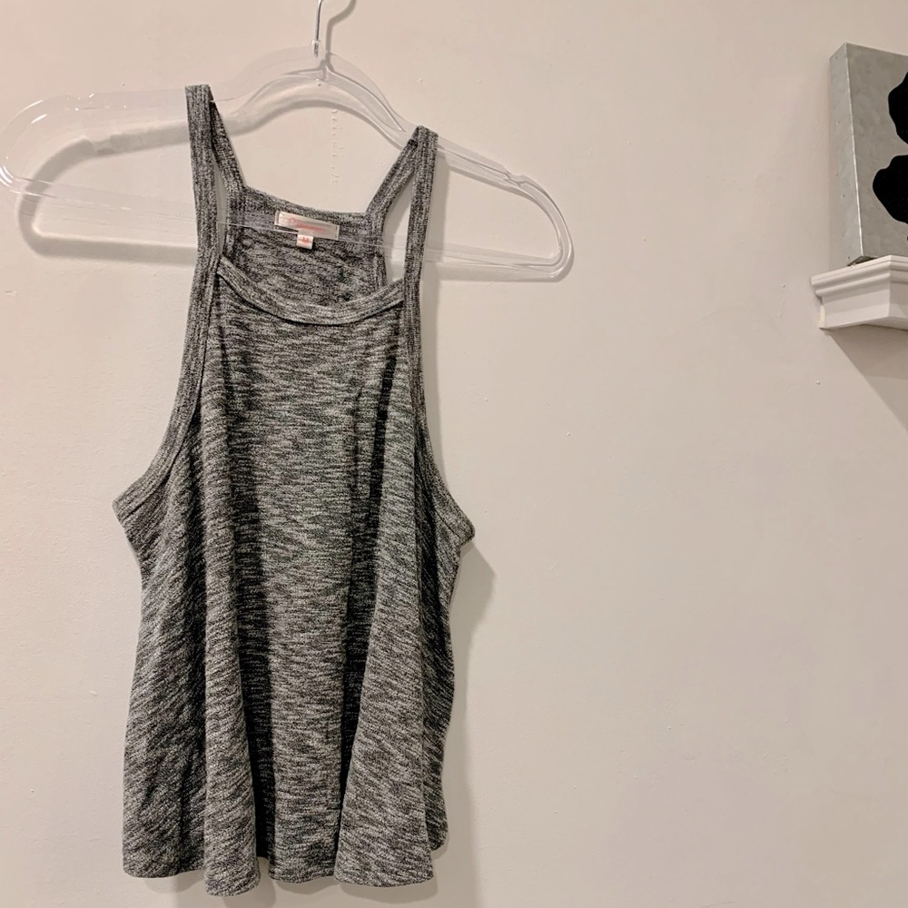 Mavonie flowy gray tank, size Medium